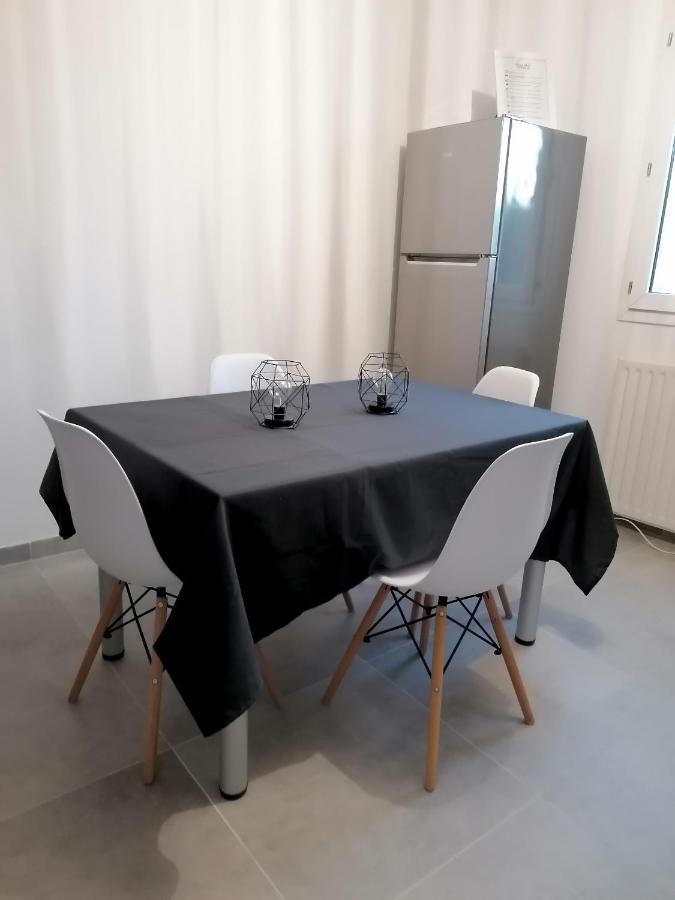 Appartement Frejus 5 Min De La Plage, 1 Min Centre Ville Exterior foto
